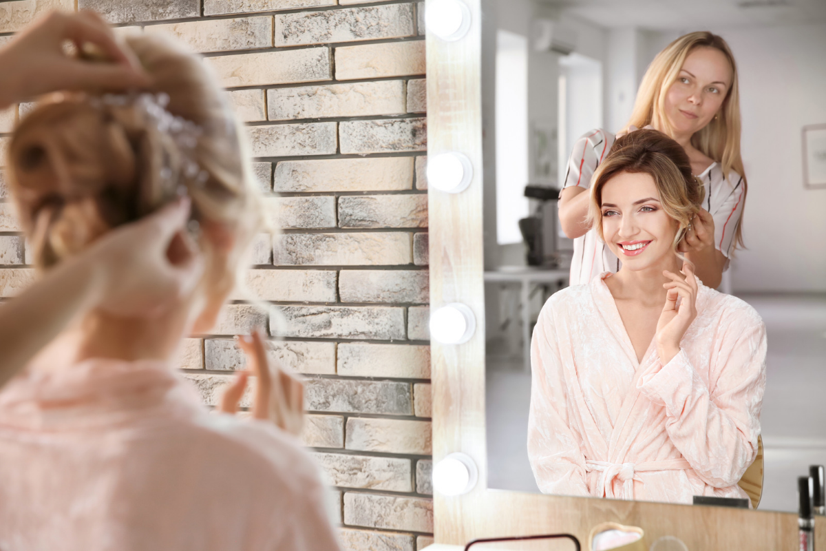 Svatební trendy účesů 2022