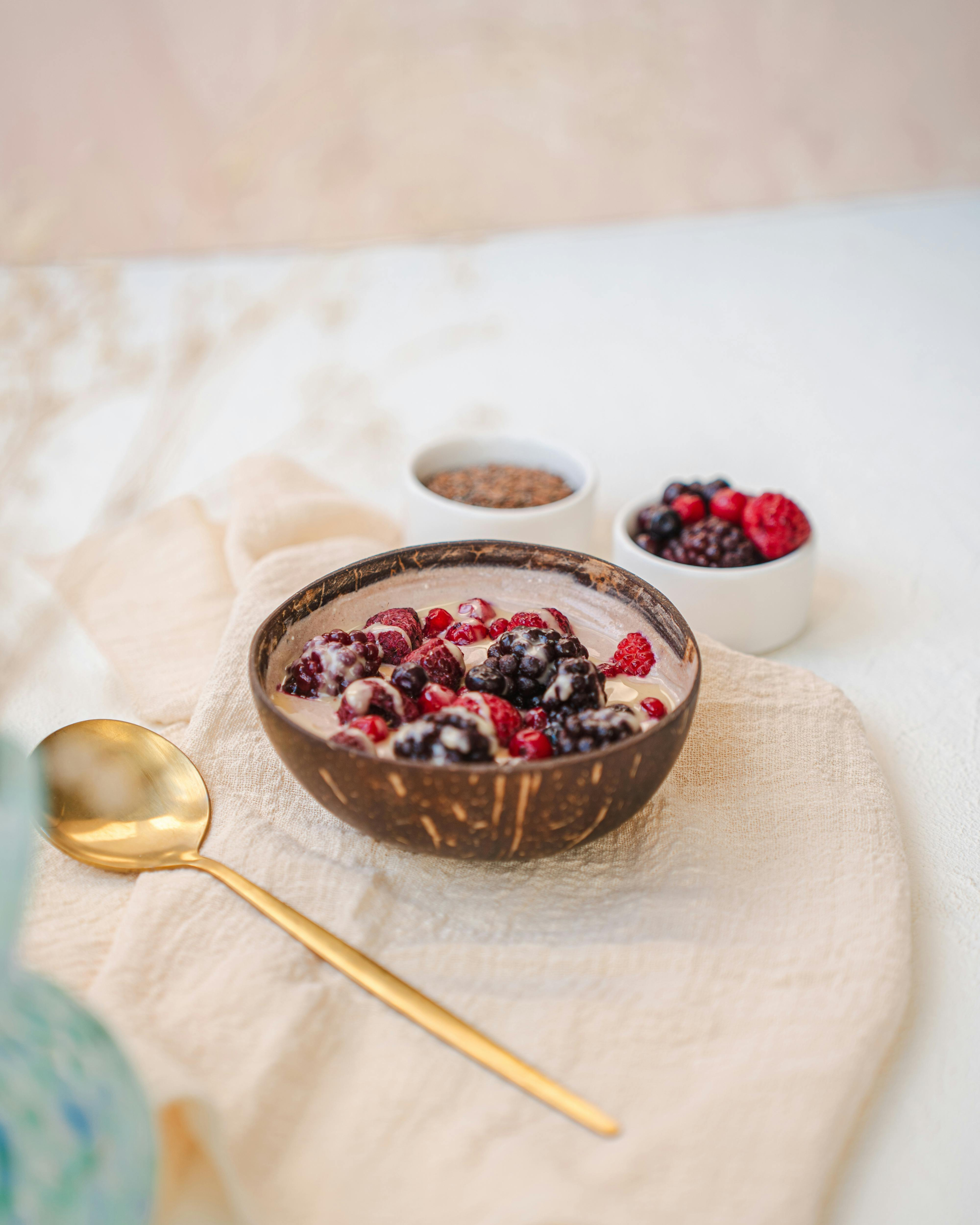 Obrázek: Ledový smoothie bowl s lesním ovocem a špenátem